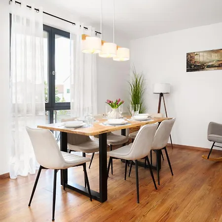 Nexstay - 111qm Mit Balkon - Parkplatz